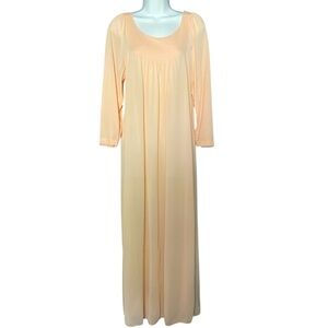 Authentic vintage 1970s Boudoir nightdress S